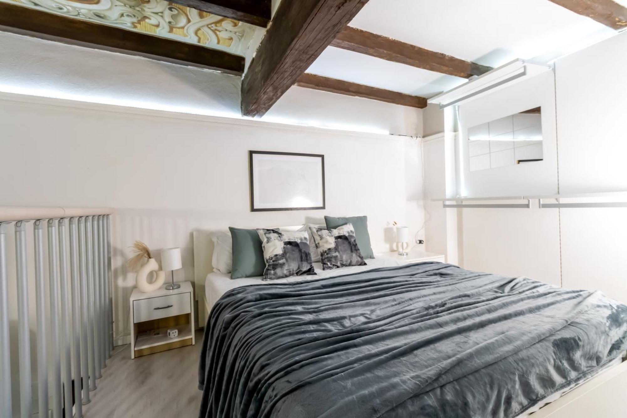 Charming Frescoed Loft Appartement Bologna Buitenkant foto
